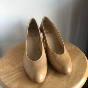Stuart Weitzman nude patent pump with block heel — holly 60 or curve block style